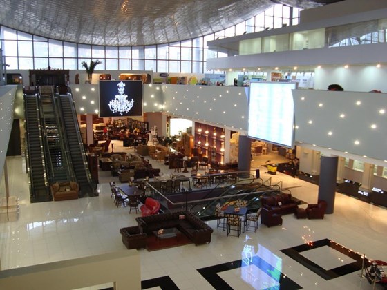 Работы : Реконструкция интерьера Центрального дома мебели